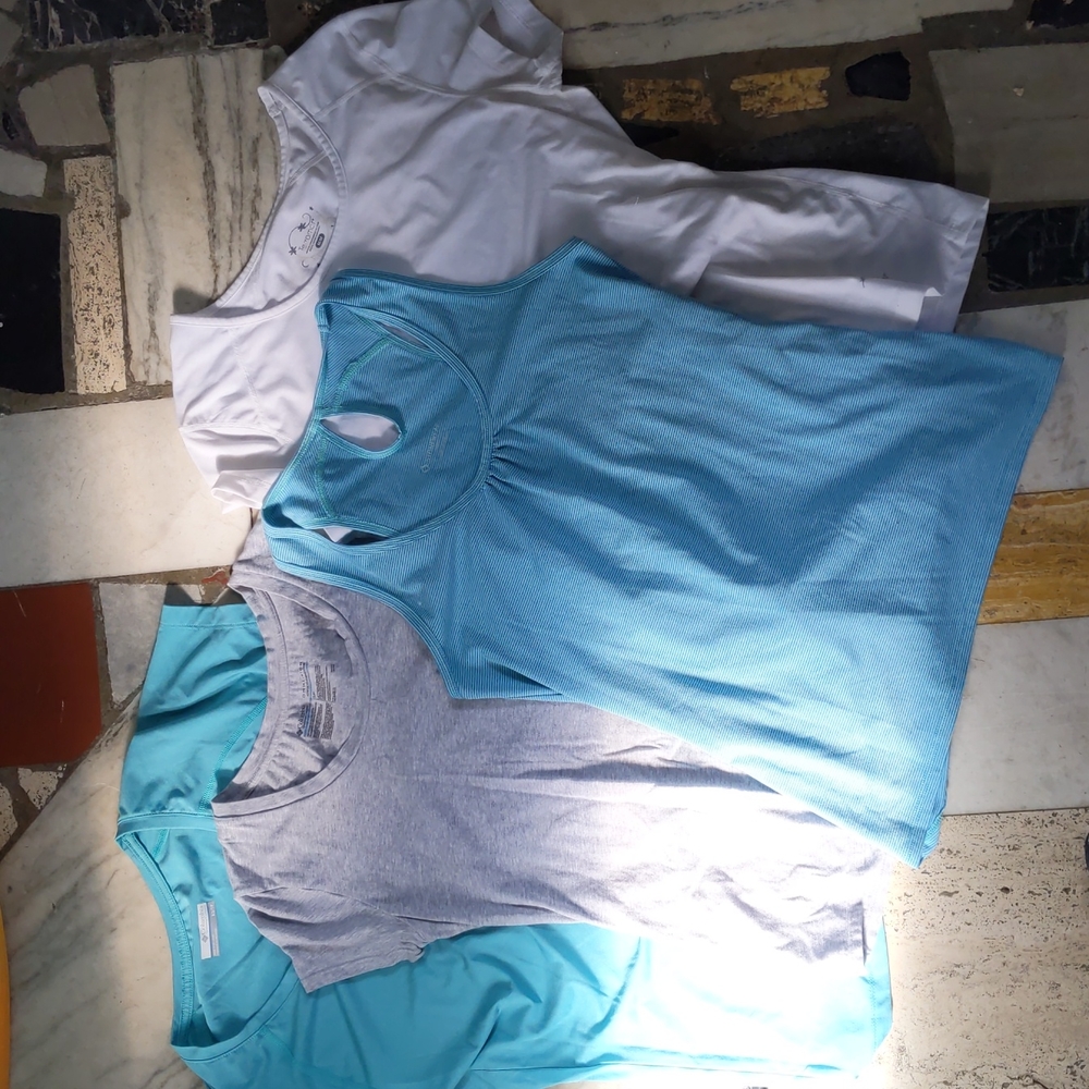 Lot of 5 hiking workout tops (see last pic for pink)